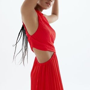 Zara nwt cut out pleated dress red - Small